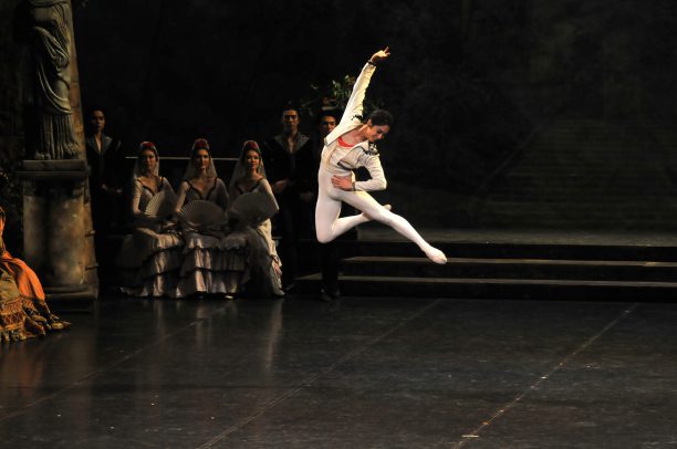 「ドン・キホーテ」清瀧千晴DQ11-692(撮影:山廣康夫)aok